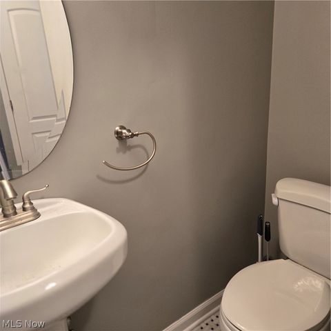 8104 Puritan Drive 52-C, Mentor, OH 44060