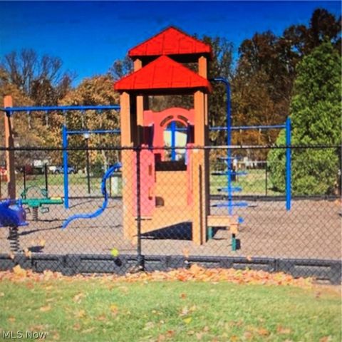 8104 Puritan Drive 52-C, Mentor, OH 44060