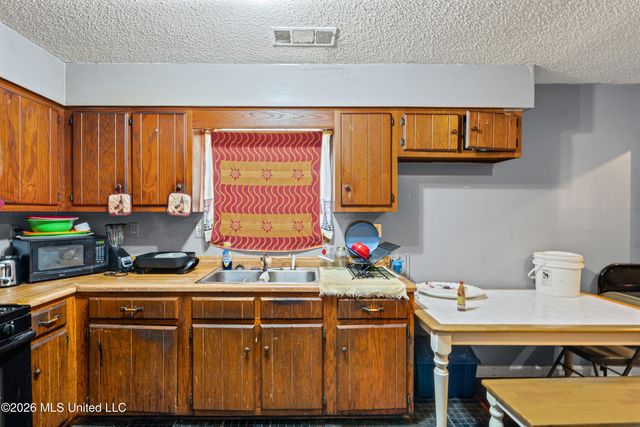 1615 Mcingvale Road, Hernando, MS 38632