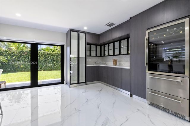 1549 Zuleta Ave, Coral Gables, FL 33146