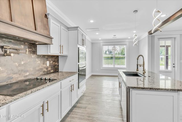 2404 Iron Forge Way, Sevierville, TN 37876