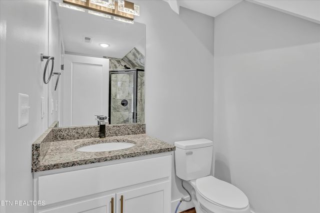 2404 Iron Forge Way, Sevierville, TN 37876