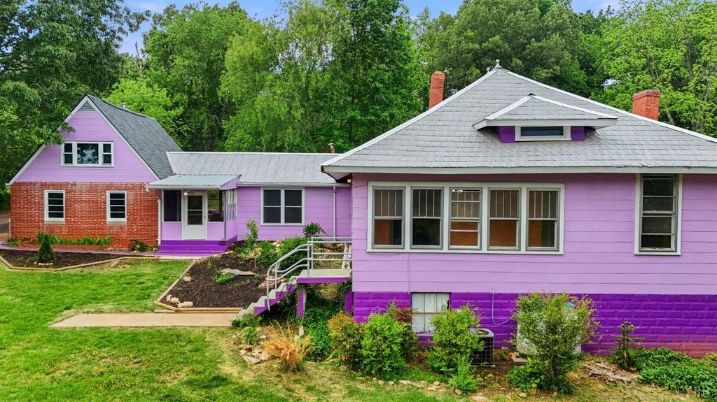 600 9th Street, Altavista, VA 24517