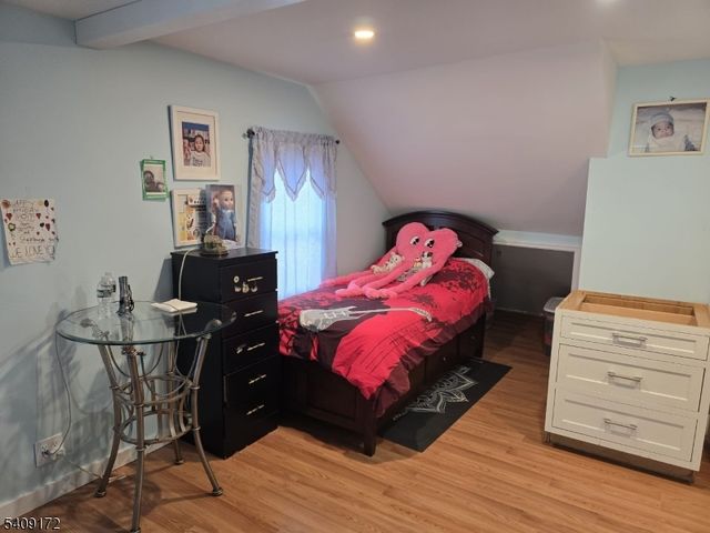 20 Telford St, East Orange City, NJ 07018