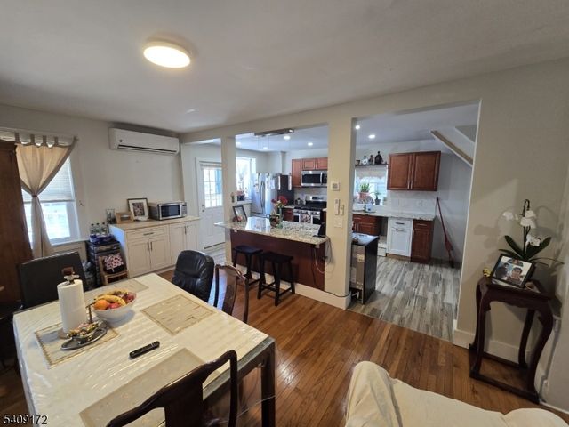 20 Telford St, East Orange City, NJ 07018