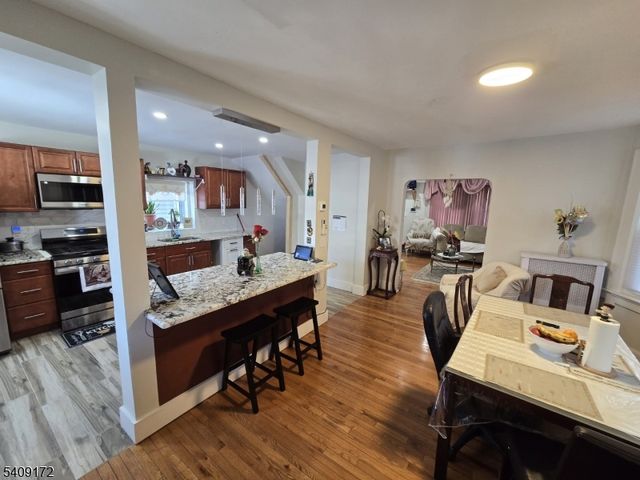 20 Telford St, East Orange City, NJ 07018