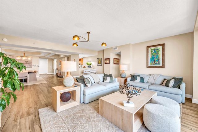 2051 SE 3rd Street 407, Deerfield Beach, FL 33441