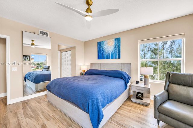 2051 SE 3rd Street 407, Deerfield Beach, FL 33441