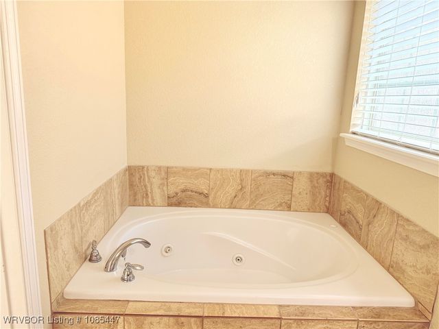 2229 Regency Lane, Barling, AR 72923