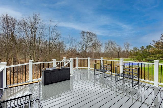 3772 Fawn Drive, Rochester, MI 48306