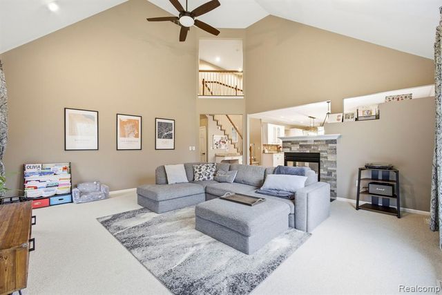 3772 Fawn Drive, Rochester, MI 48306