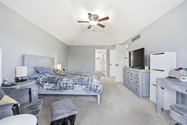3772 Fawn Drive, Rochester, MI 48306
