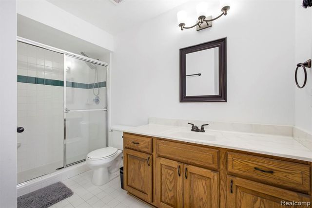3772 Fawn Drive, Rochester, MI 48306