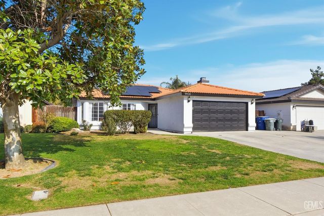 9406 Forbes Park Drive, Bakersfield, CA 93312