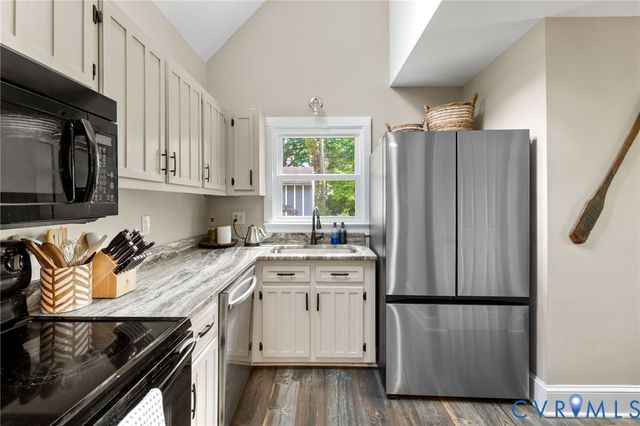 2534 Liberty Hill Rd, Powhatan, VA 23139