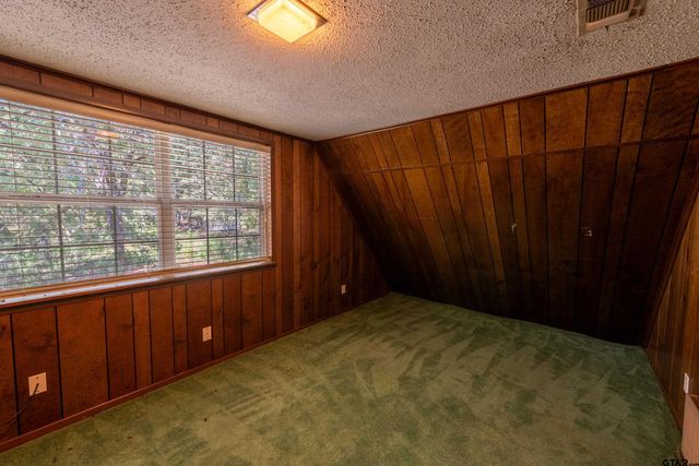 407 Kings Country Blvd, Scroggins, TX 75480