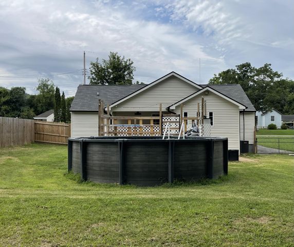 109 Ellis Drive, Rossville, GA 30741