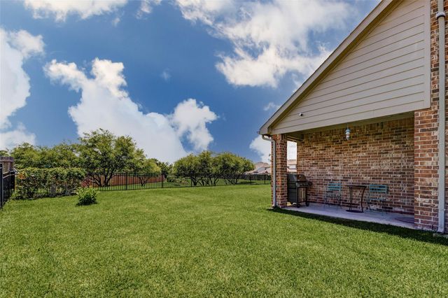 32963 Ruthie Dean Drive, Brookshire, TX 77423