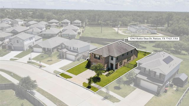 32963 Ruthie Dean Drive, Brookshire, TX 77423