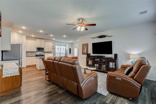 32963 Ruthie Dean Drive, Brookshire, TX 77423