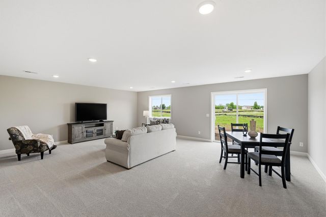 4617 89th Street NE, Monticello, MN 55362