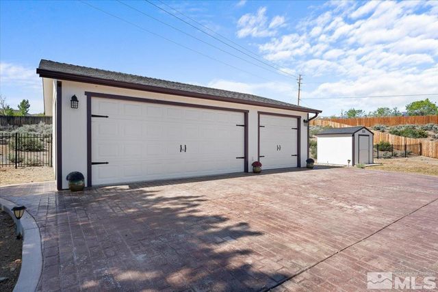 15524 Quicksilver Drive, Reno, NV 89511