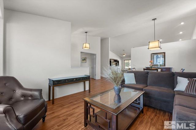 15524 Quicksilver Drive, Reno, NV 89511