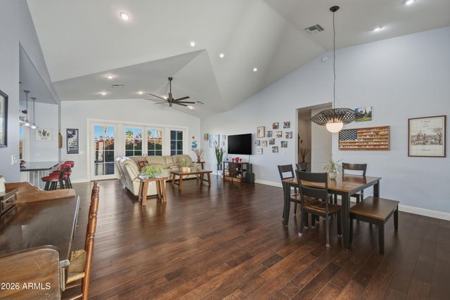 1970 E DUKE Drive, Tempe, AZ 85283