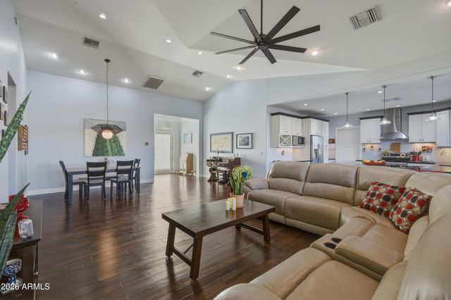 1970 E DUKE Drive, Tempe, AZ 85283