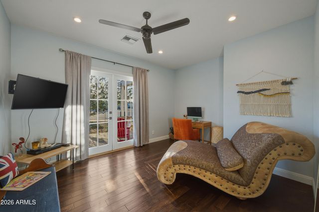 1970 E DUKE Drive, Tempe, AZ 85283