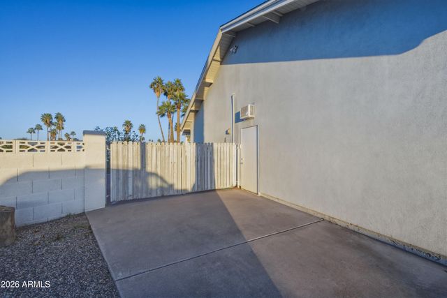 1970 E DUKE Drive, Tempe, AZ 85283