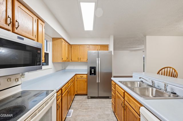 1405 Cherokee Drive, Sevierville, TN 37862