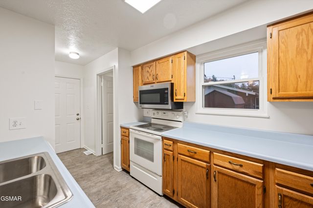 1405 Cherokee Drive, Sevierville, TN 37862