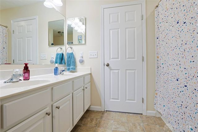 1497 Observatory Drive, Fairborn, OH 45324