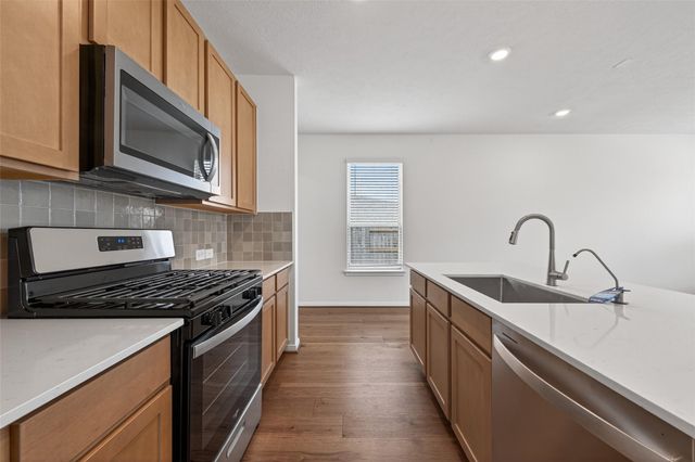 8110 Shelter Bay Lane, Cypress, TX 77433