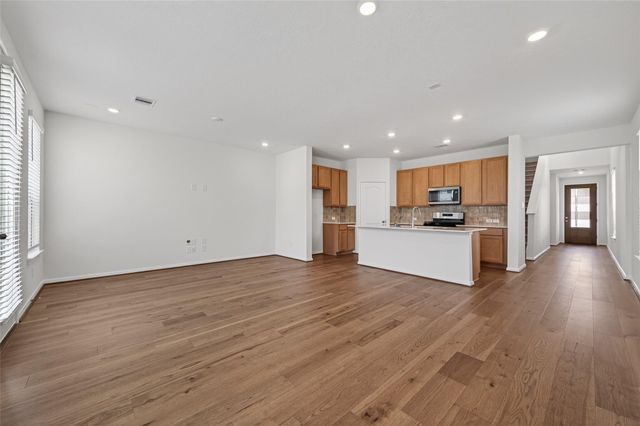 8110 Shelter Bay Lane, Cypress, TX 77433