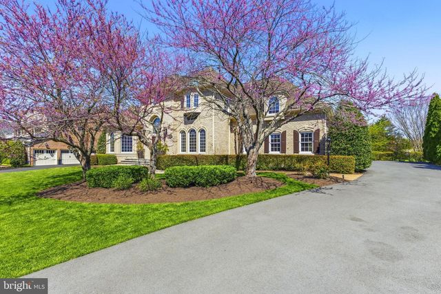 8306 ROXBOROUGH LOOP, Gainesville, VA 20155