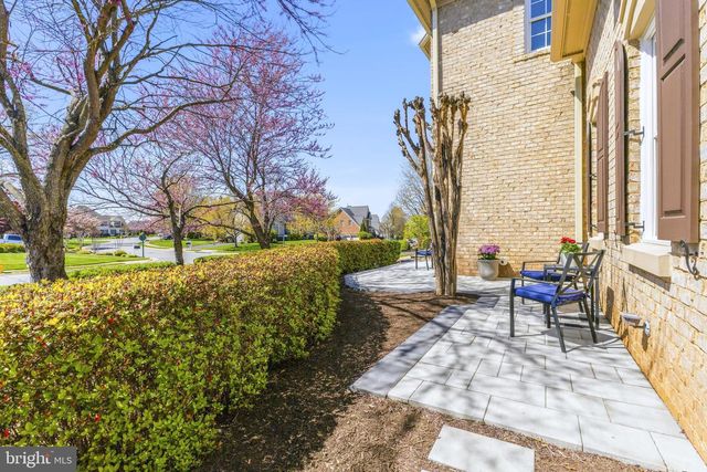 8306 ROXBOROUGH LOOP, Gainesville, VA 20155