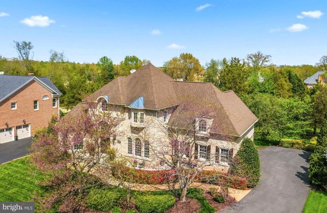 8306 ROXBOROUGH LOOP, Gainesville, VA 20155