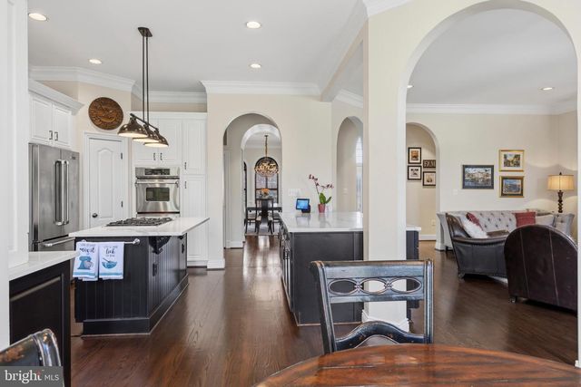 8306 ROXBOROUGH LOOP, Gainesville, VA 20155