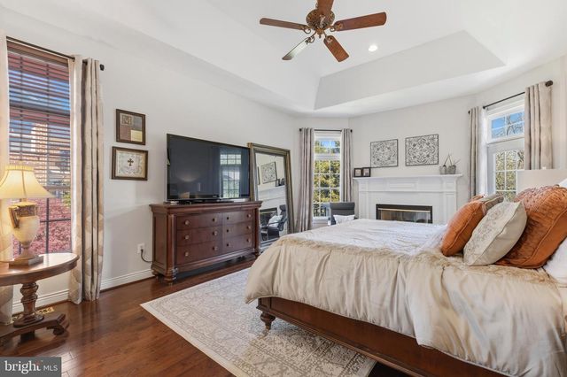 8306 ROXBOROUGH LOOP, Gainesville, VA 20155
