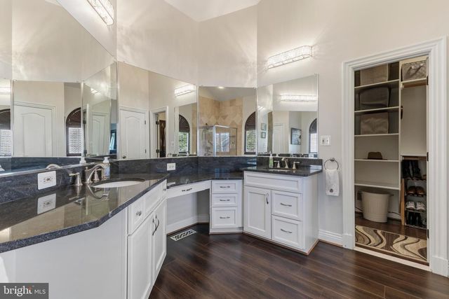 8306 ROXBOROUGH LOOP, Gainesville, VA 20155
