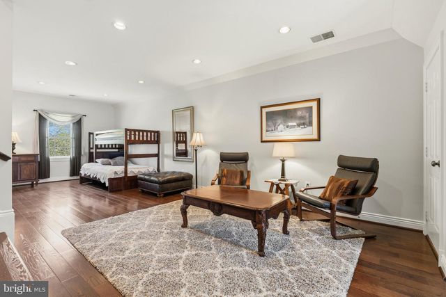 8306 ROXBOROUGH LOOP, Gainesville, VA 20155