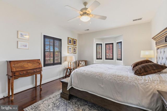 8306 ROXBOROUGH LOOP, Gainesville, VA 20155