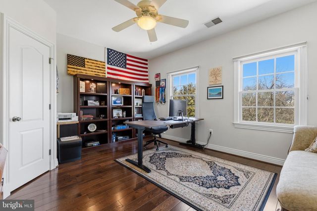 8306 ROXBOROUGH LOOP, Gainesville, VA 20155