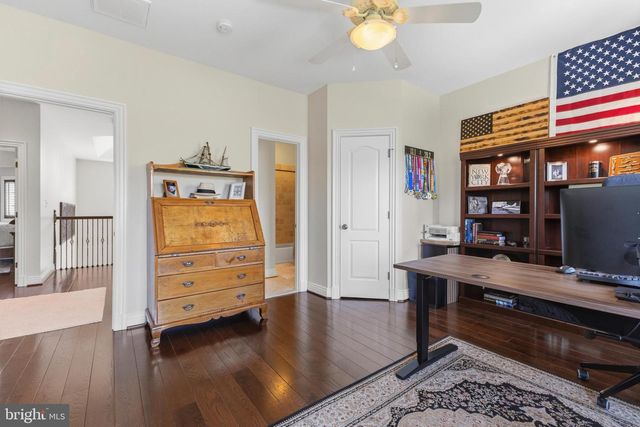 8306 ROXBOROUGH LOOP, Gainesville, VA 20155