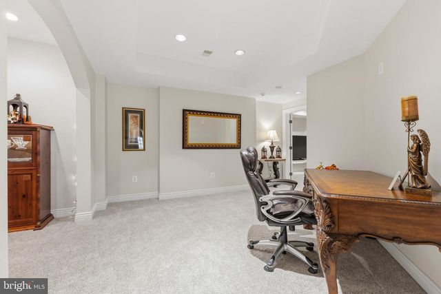 8306 ROXBOROUGH LOOP, Gainesville, VA 20155