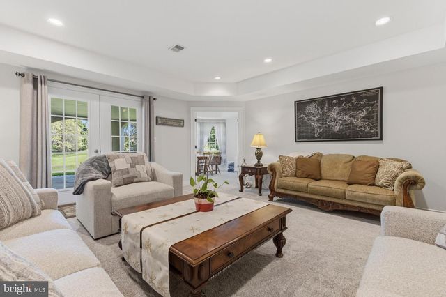 8306 ROXBOROUGH LOOP, Gainesville, VA 20155