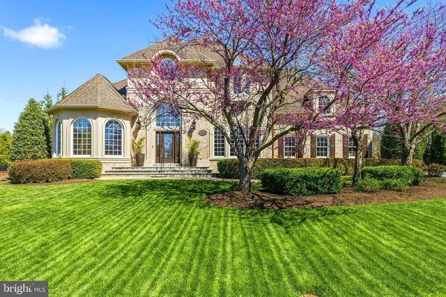 8306 ROXBOROUGH LOOP, Gainesville, VA 20155