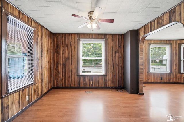 943 E 4th Street, Monroe, MI 48161